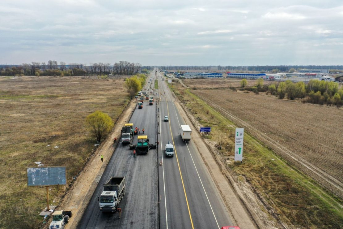 Траса Київ-Чернігів перетворюється на велику магістраль (Фото/Відео)